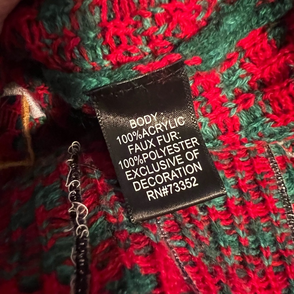 Blizzard Bay ugly Christmas sweater. Size xl. Muscle man. - Picture 9 of 9